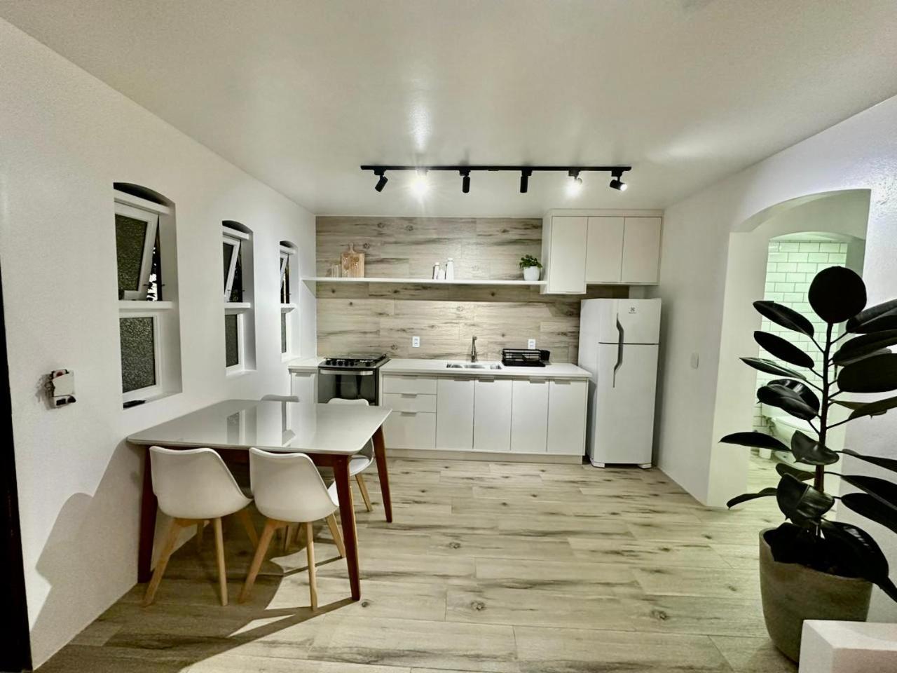 Apartamento Estilo Chale Com Piscina Ubatuba Eksteriør bilde